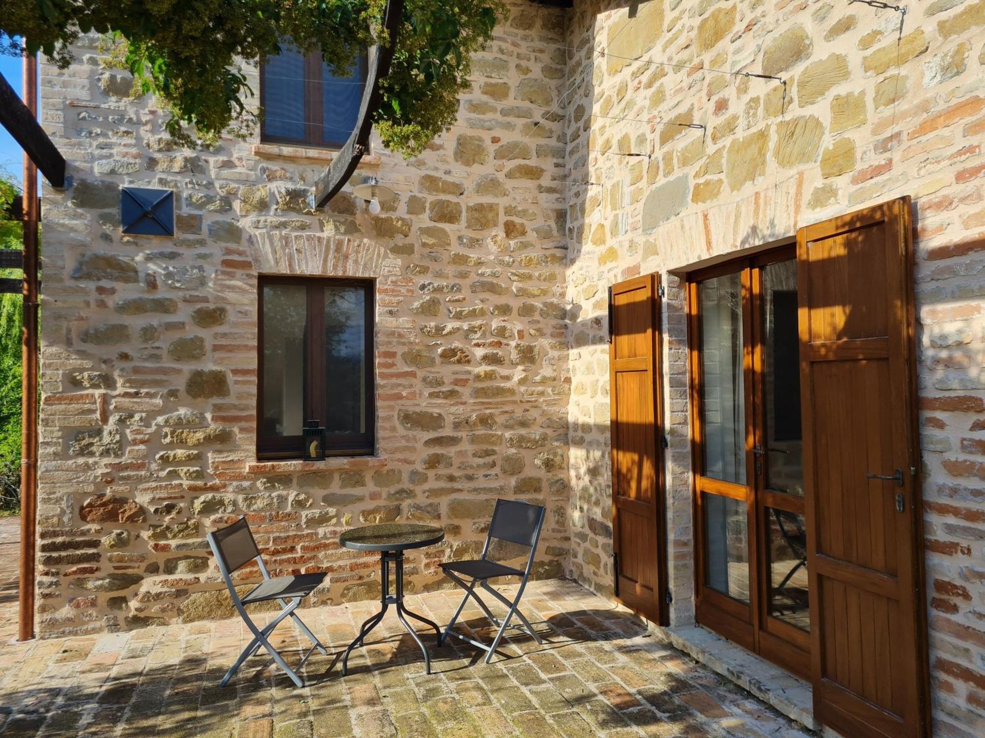 La Mela Rosa Bed & Breakfast Amandola Екстериор снимка