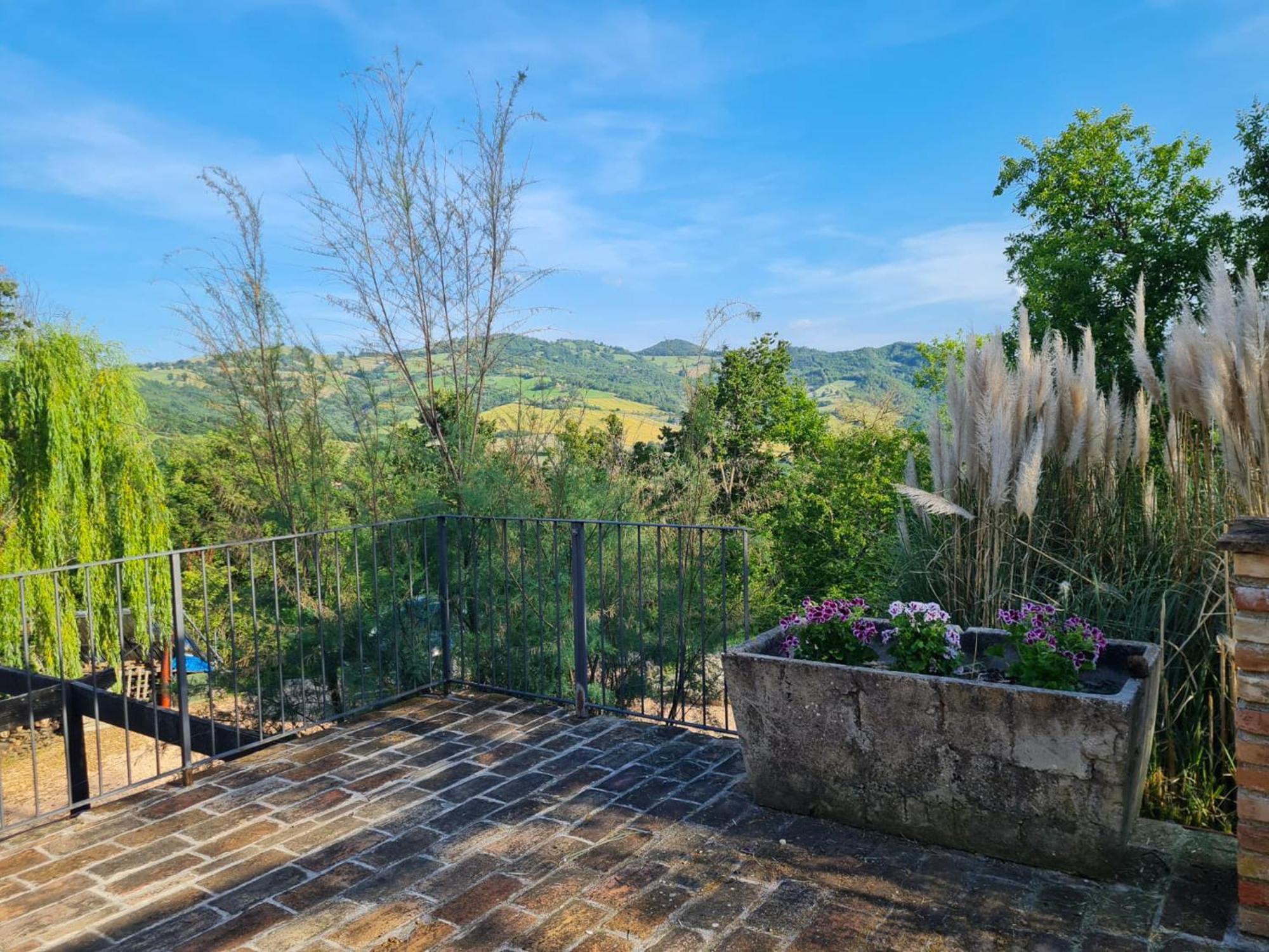 La Mela Rosa Bed & Breakfast Amandola Екстериор снимка
